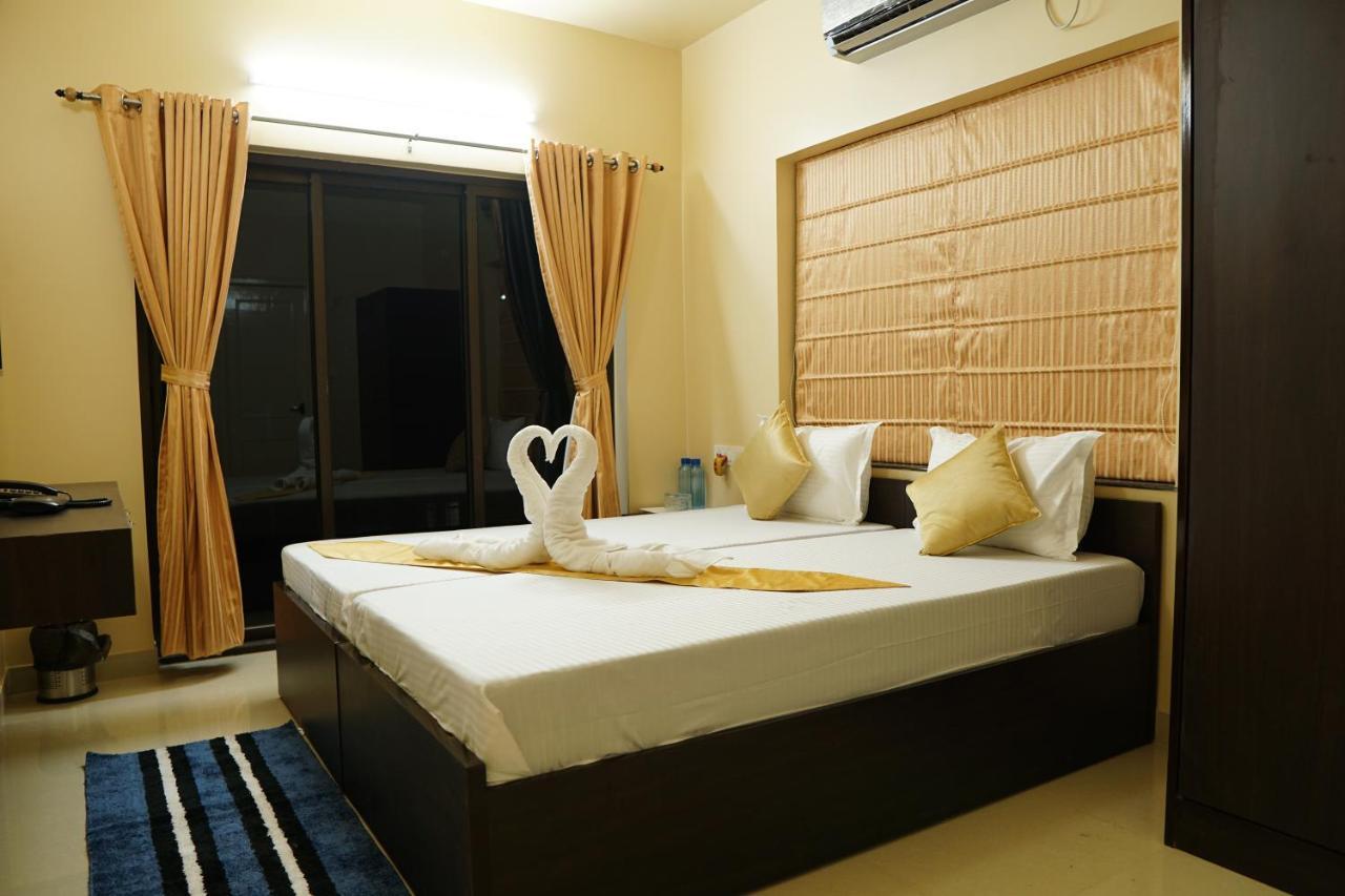 Rama Golden Root New town Hotel Calcutta Buitenkant foto