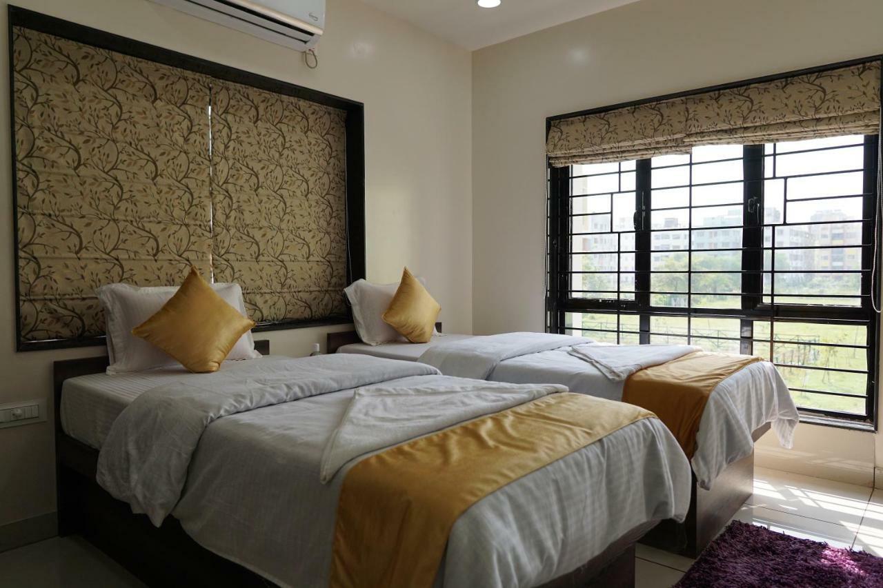Rama Golden Root New town Hotel Calcutta Buitenkant foto