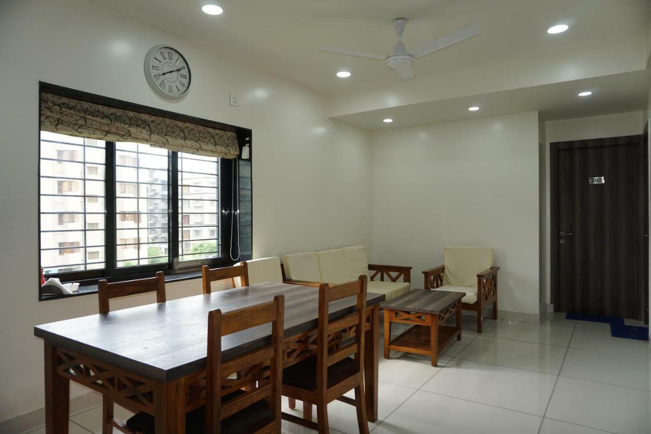 Rama Golden Root New town Hotel Calcutta Buitenkant foto